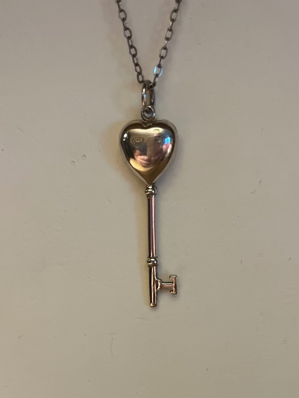 925 Sterling Silver Heart Locket Key Pendant Necklace - 18" Cable Chain